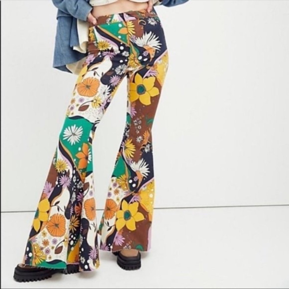 Free people Just float on by jeans in Psychedelic combo size 6 - Picture 4 of 16
